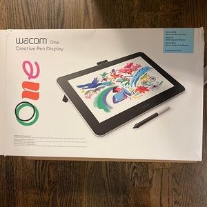 Wa on one creative display tablet
